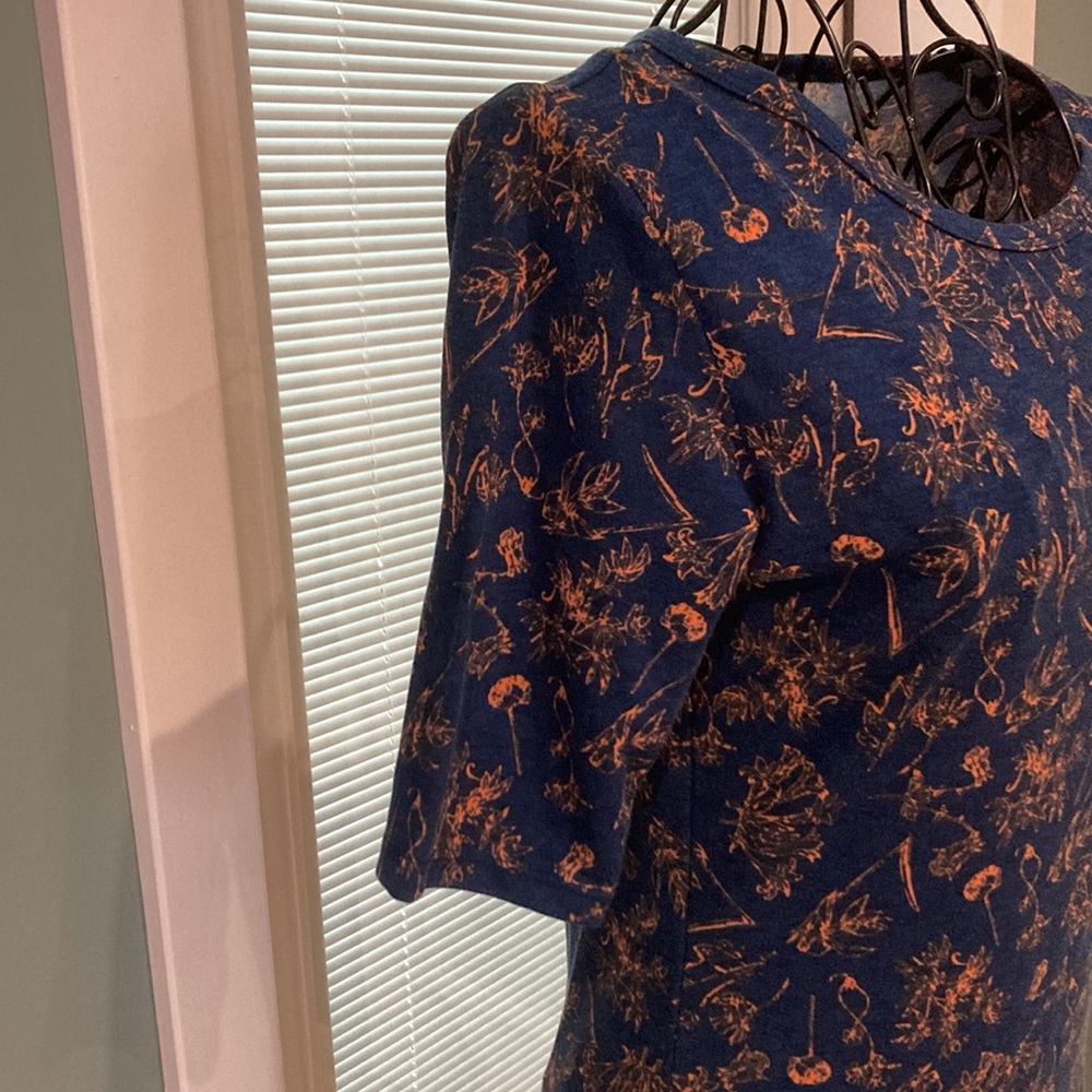 Dress - Picture 3 of 5